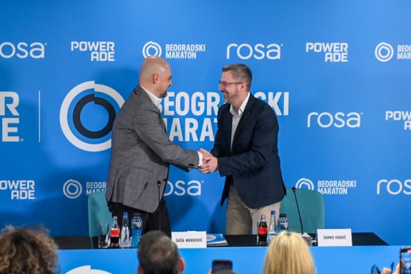 foto 2_Novo poglavlje saradnje Coca-Cola sistema u Srbiji i Beogradskog maratona.jpg