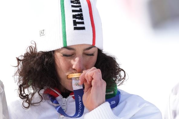 Frederika Brinjone nakon osvojene olimpijske medalje