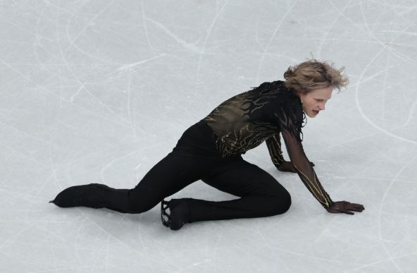 Ilija Malinjin pao na led na ZOI