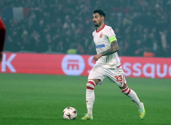 Rade Krunić na utakmici Zvezda Lil