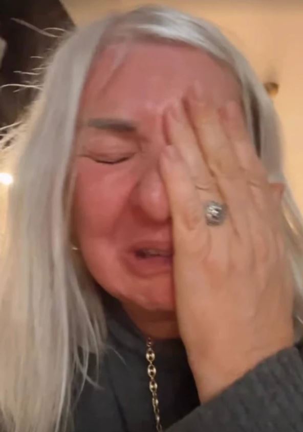 Danijela Dvornik plače