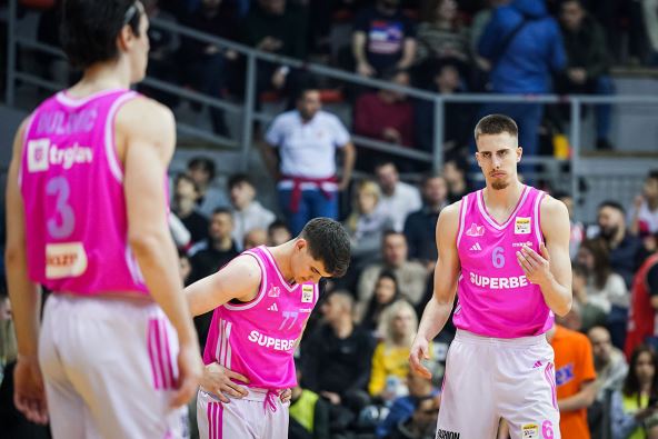 Crvena zvezda - Mega u Nišu (1).jpg