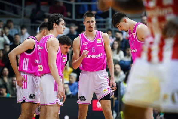 Crvena zvezda - Mega u Nišu (2).jpg