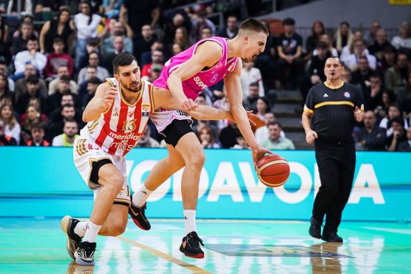 Crvena zvezda - Mega u Nišu  (3).jpg