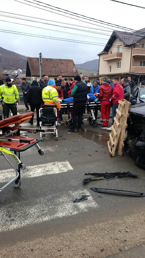 Tutinac preticao kolonu (1).jpg