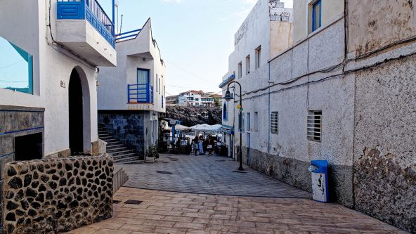 El Kotiljo, Španija