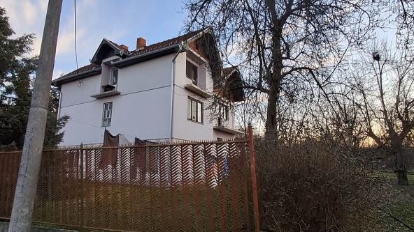 Kuća u kojoj je T.R. ubio suprugu, ranio majku i izvršio samoubistvo