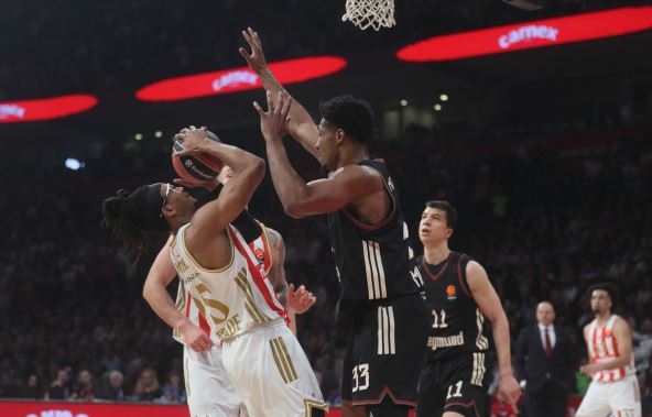 CRVENA ZVEZDA vs BAYERN (13).jpg