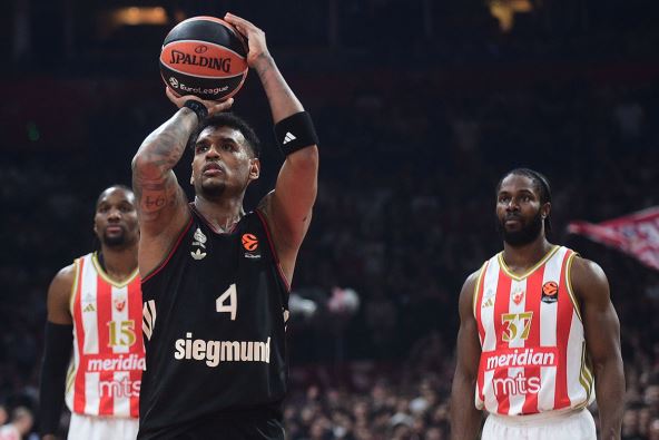 Crvena Zvezda - Bajern (20).jpg