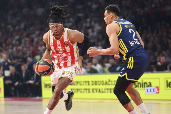 Crvena zvezda - Fenerbahče (38).JPG