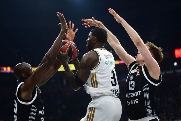 Partizan - Dubai (34).jpg