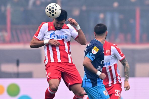 Rodrigao fudbaler Zvezde na utakmici protiv Radničkog iz Niša