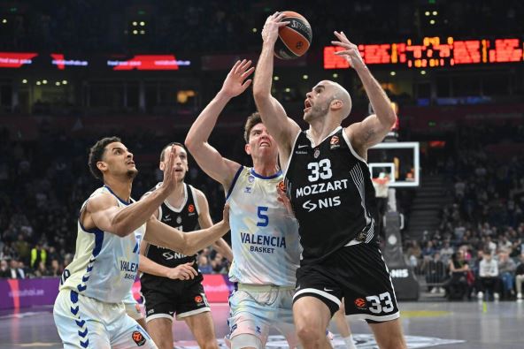 Partizan - Valensija (45).JPG