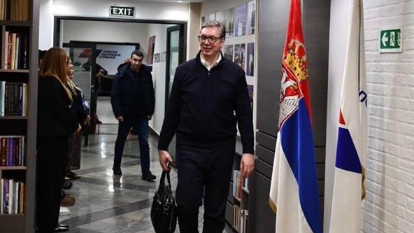 Aleksandar Vučić stigao u štab Srpske napredne stranke