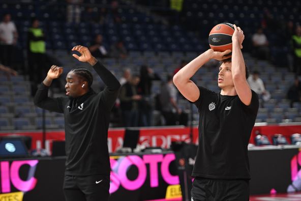 KK Crvena zvezda Partizan derbi (2).png