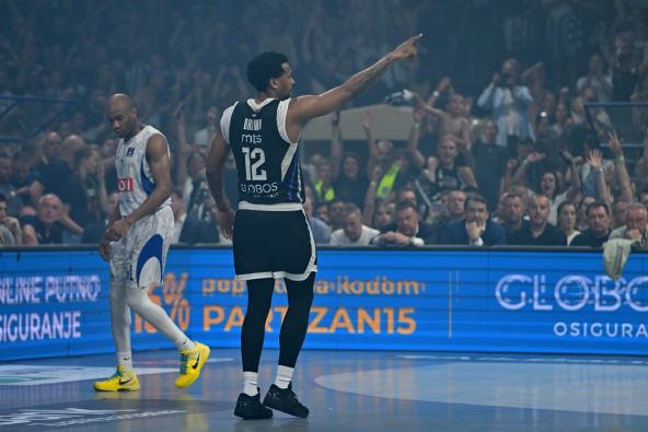 Sterling Braun slavi trojku u Morači