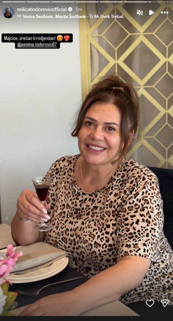 Milica čestitala majci rođendan