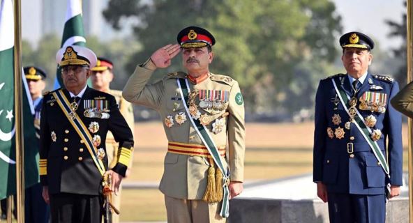 Asim Munir (1).jpg