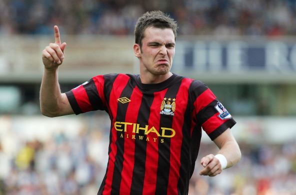 Adam Džonson slavi gol u dresu Mančester sitija.