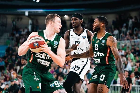 Cedevita Olimpija - Partizan.jpg