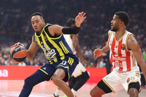 Bonzi Kolson u duelu sa Batlerom