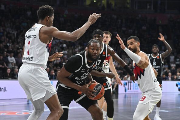 Partizan - Baskonija (1).jpg