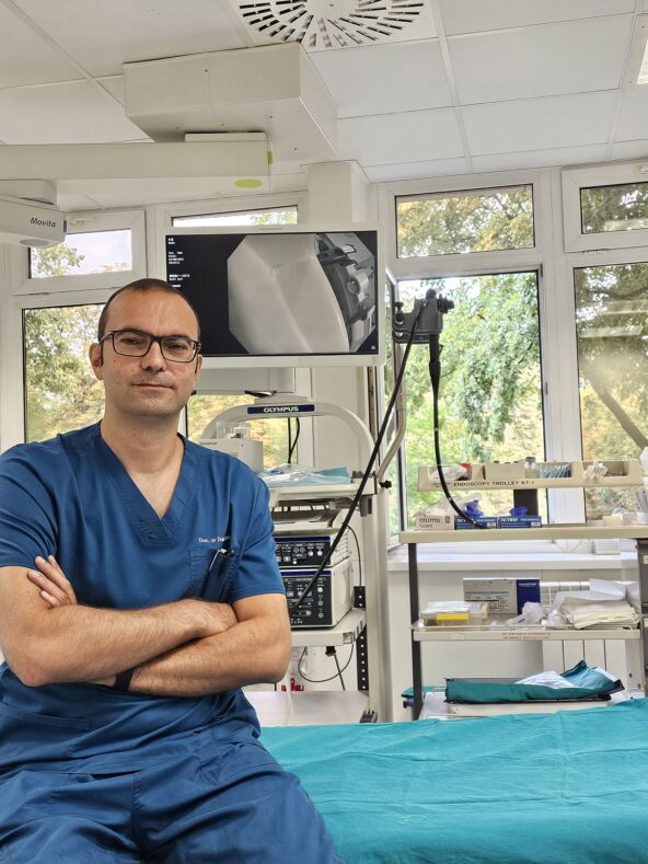 Dr Dušan Popović priv. arhiva copy.jpg