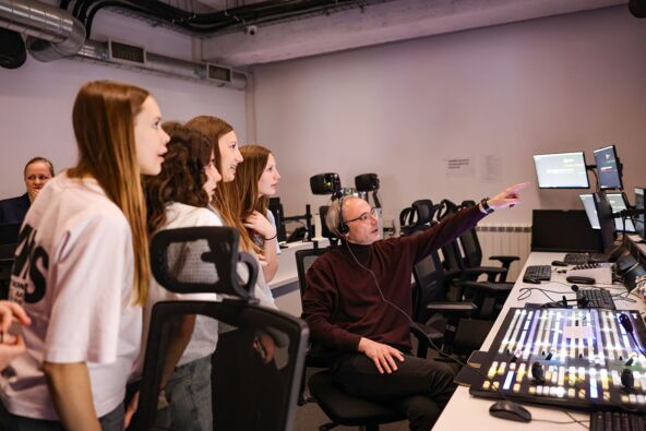 HEML5198 - autor Nemanja Nikolić copy.jpg