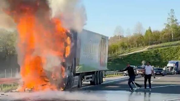 Zapalila se kabina na kamionu 2.jpg