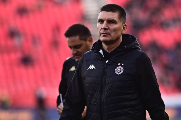 Crvena Zvezda 179. večiti derbi (13).jpg