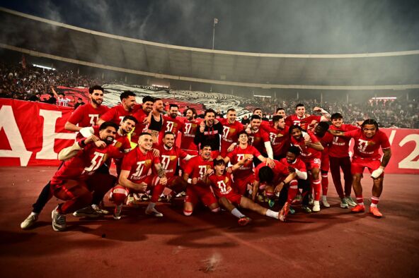 Slavlje Crvene zvezde posle derbija (13).jpg