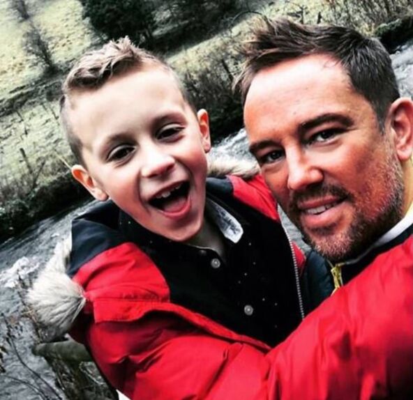 Sajmon tomas sa sinom