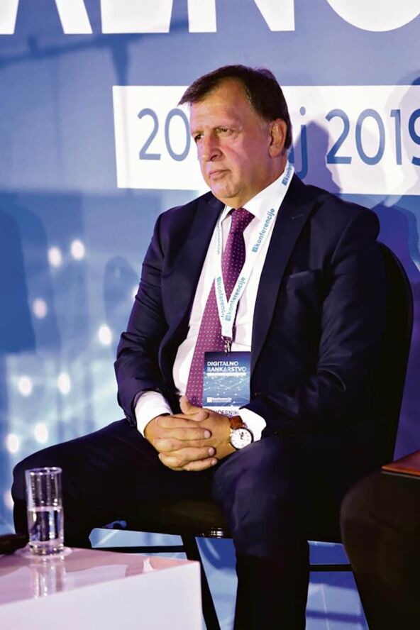 dr Ismailo Musabegović