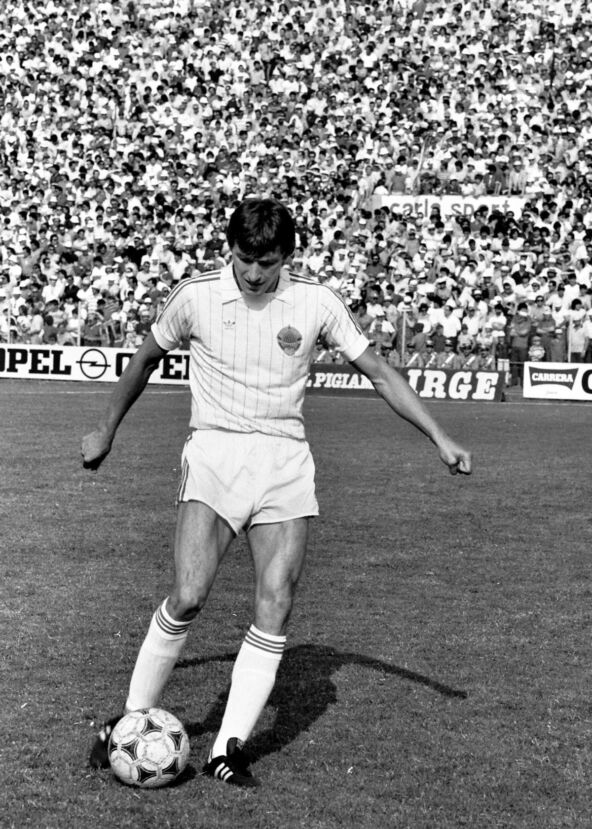 Snješko Cerin u dresu olimpijske reprezentacije Jugoslavije.