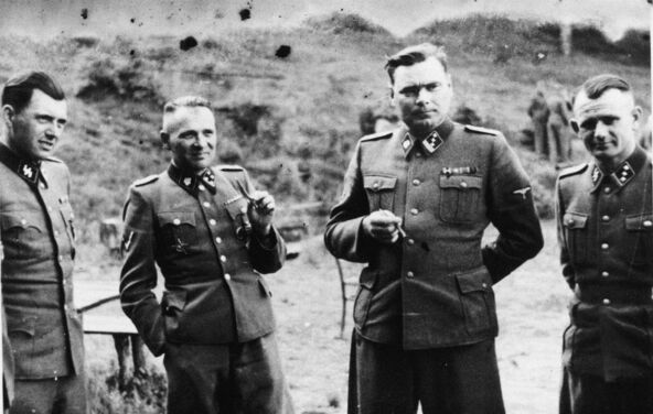 Jozef Mengele (2).jpg