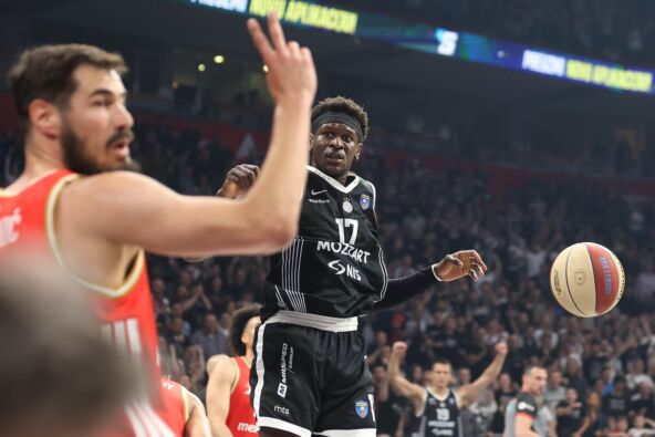Crvena Zvezda - Partizan (4).jpg