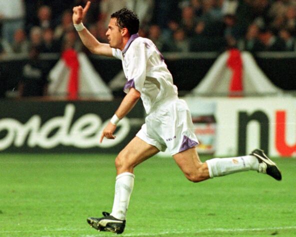 Predrag Mijatović slavi gol za Real Madrid u finalu Lige šampiona