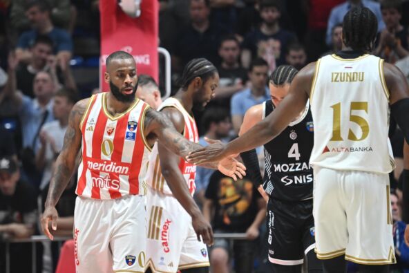 Crvena zvezda - Partizan (16).JPG