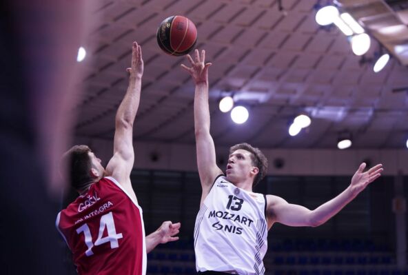 Partizan FMP F4 KLS (5).jpg