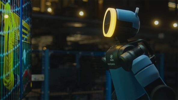 (Image 2) Hyundai Motor Launches “School of Football” Campaign Featuring Boston Dynamics’ Atlas copy.jpg