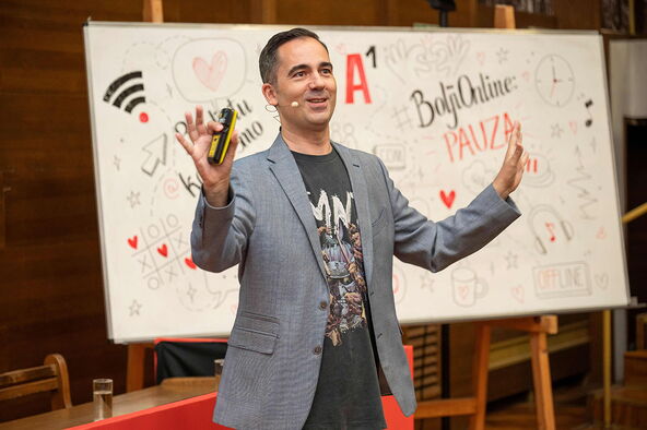 Konferencija #BoljiOnline PAUZA (3).jpg