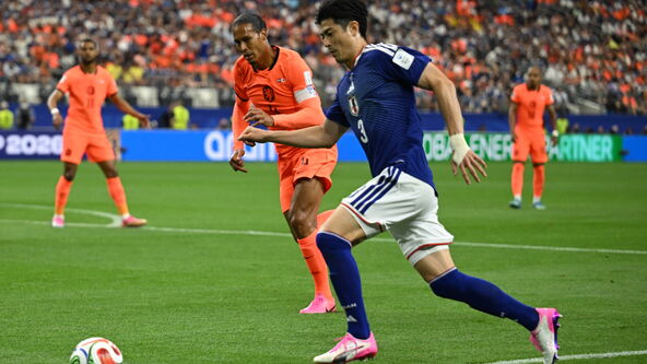 Šogo Taniguči u prodoru na utakmici Holandija Japan