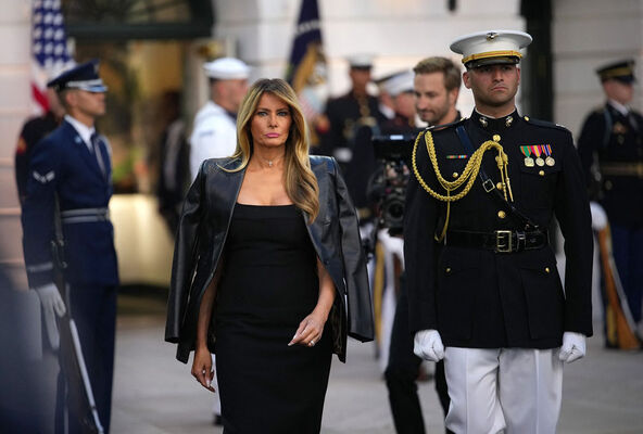Donald Tramp i Melanija Tramp na UFC250 (1).jpg