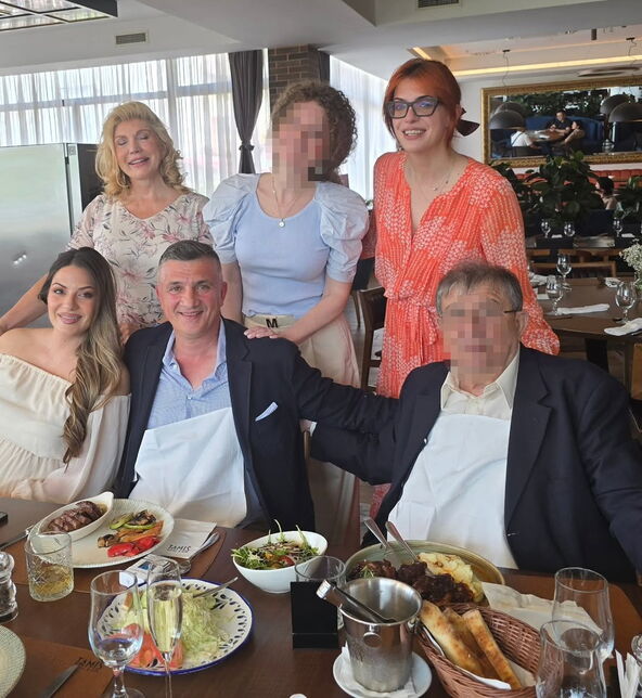 Suzana Mančić ćerka venčanje u opštini