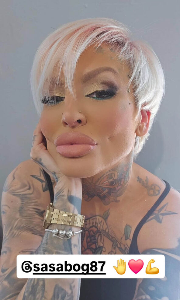 Jelena Krunić premijera Kengur se vraća kući  (2).jpg