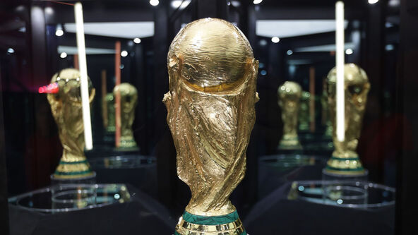 Trofej Svetskog prvenstva u fudbalu.jpg