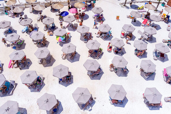 Mermerna plaža.jpg