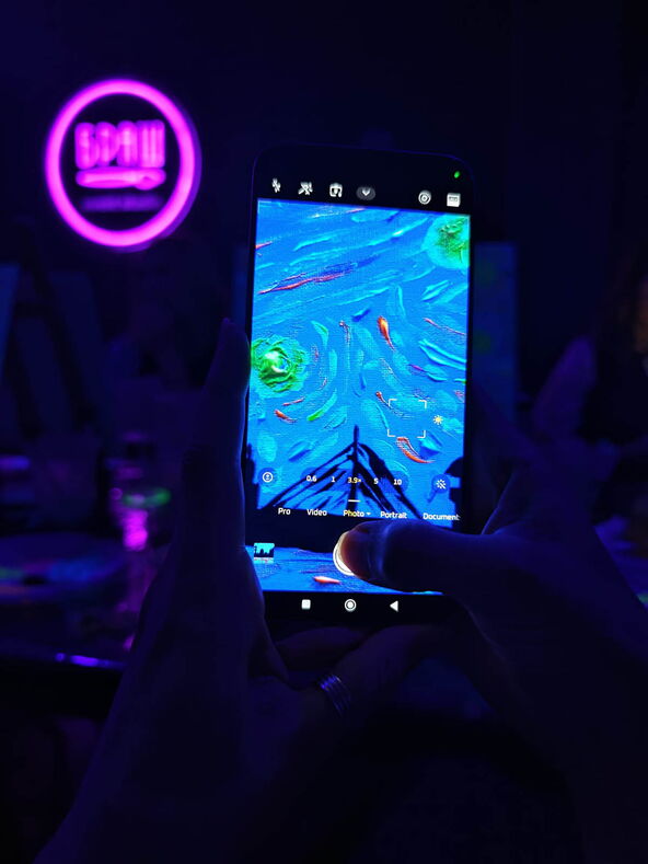 Xiaomi 17T_Brush Event Studio_02.jpg