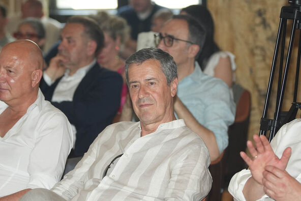 Enes Begović (1).jpg
