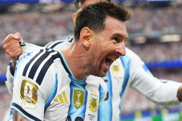 Lionel Mesi slavi gol za Argentinu protiv Austrije na Svetskom prvenstvu